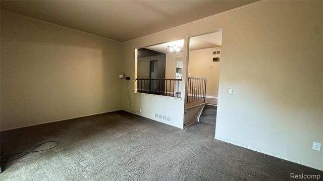 5043 Buckingham - Photo 7 of 17