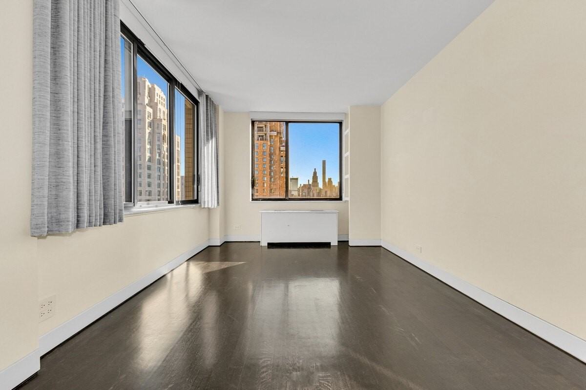 171 E 84th St - Photo 6 of 10