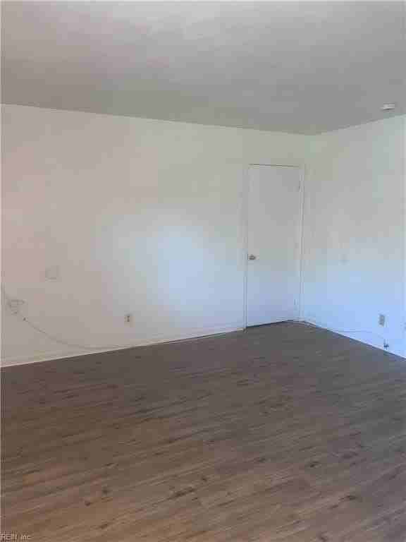 509 W Ocean View Ave #5 - Photo 3 of 12