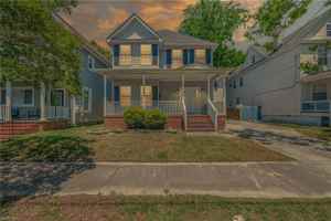 featured image of 318 W 31st St