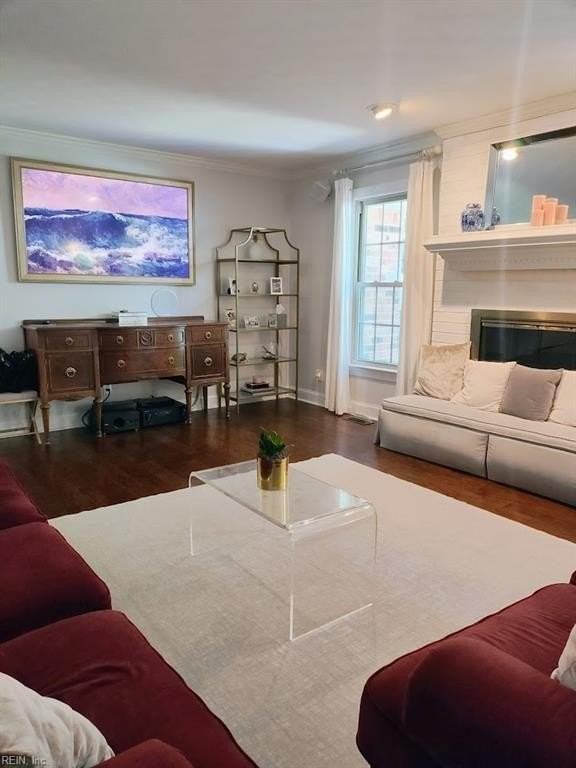 702 Aguila Dr - Photo 4 of 32