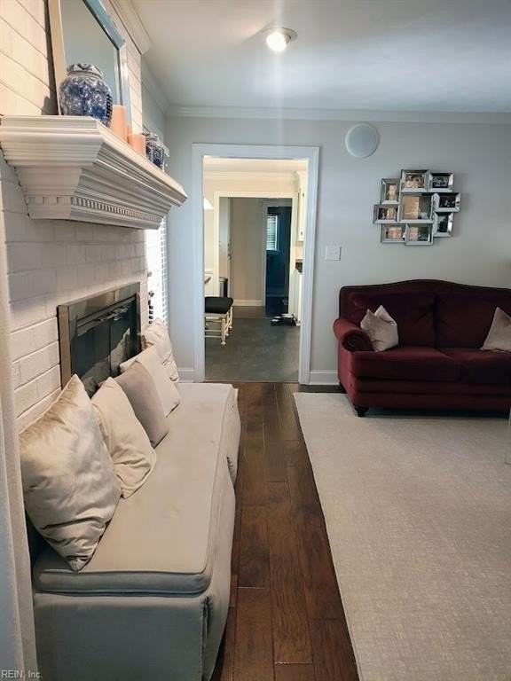702 Aguila Dr - Photo 5 of 32