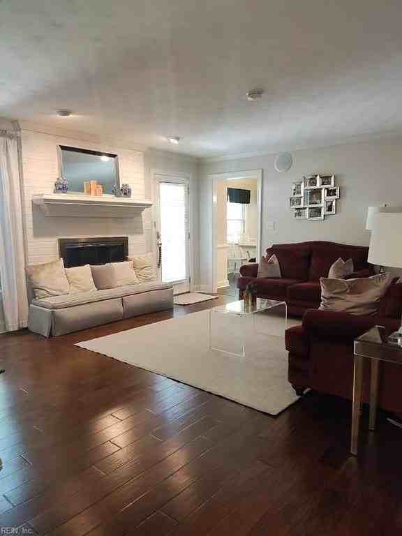 702 Aguila Dr - Photo 7 of 32
