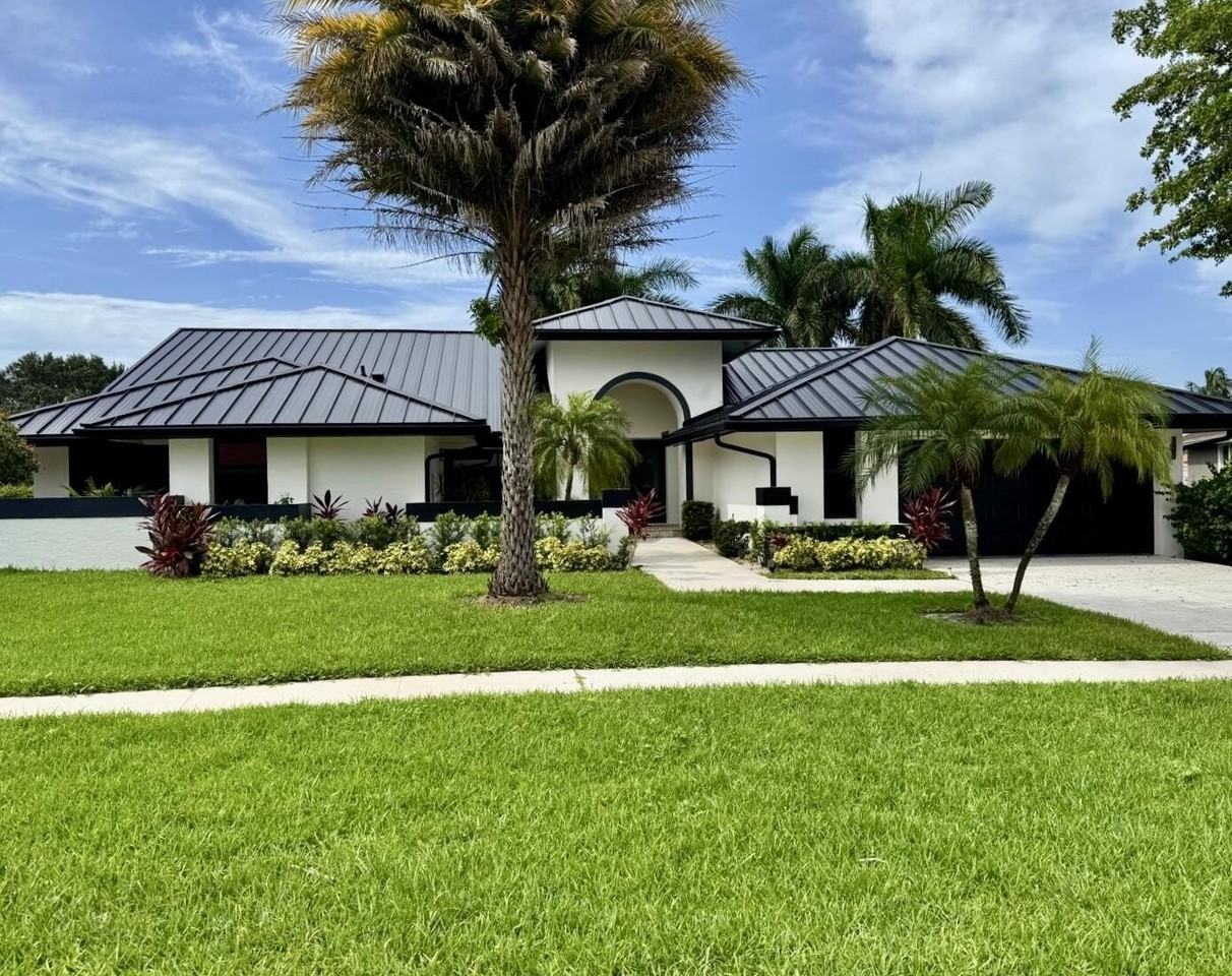 2281 Seaford Dr