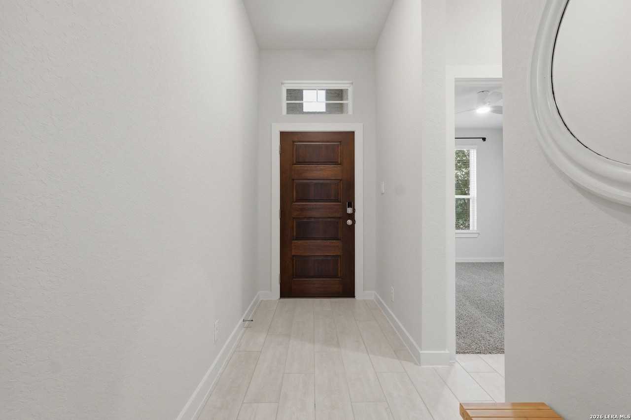 2926 Alster - Photo 3 of 27