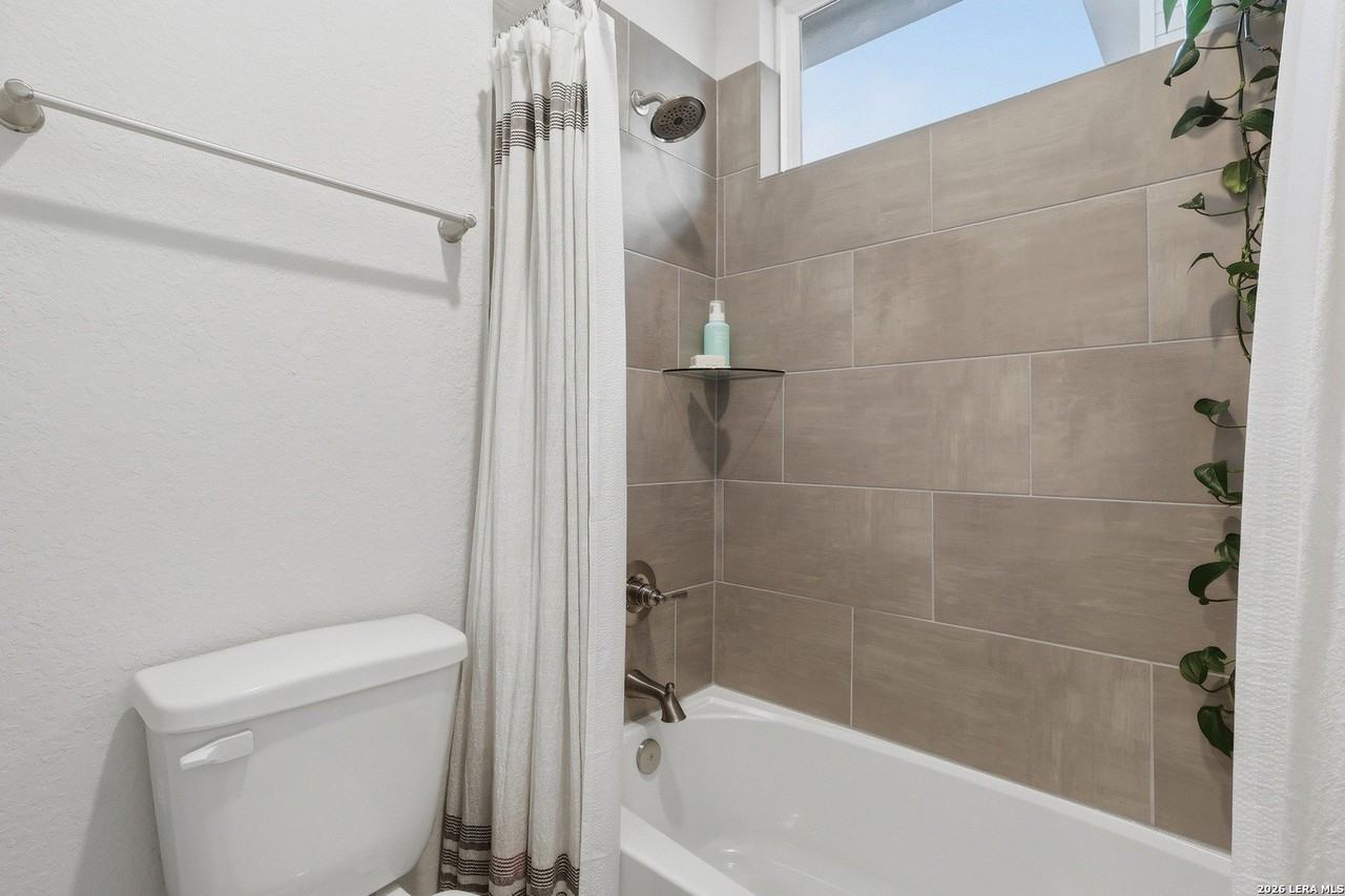 2926 Alster - Photo 6 of 27