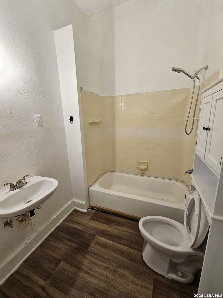 213 Lavonia Pl - Photo 4 of 7