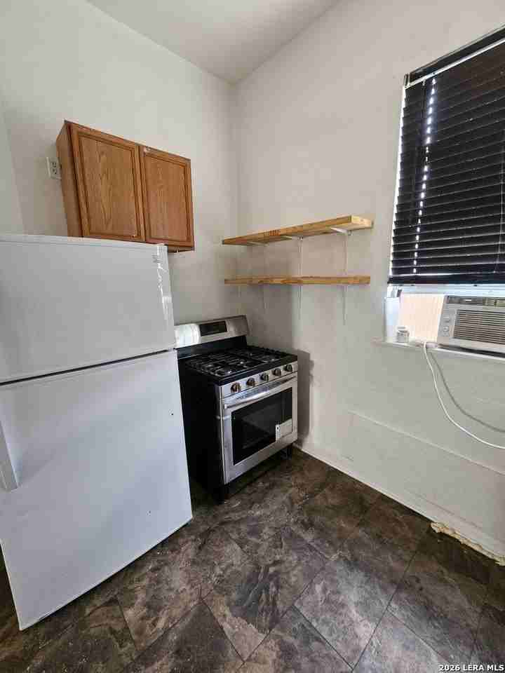 213 Lavonia Pl - Photo 5 of 7