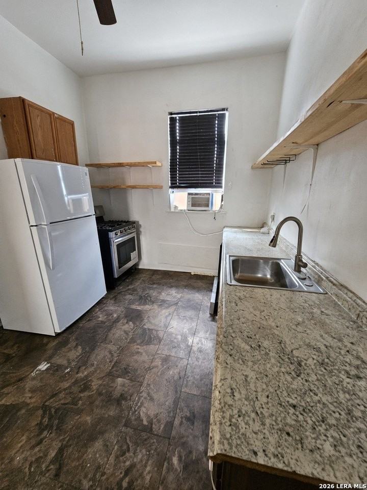 213 Lavonia Pl - Photo 6 of 7