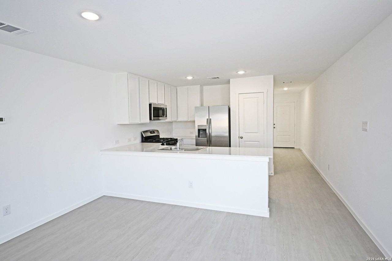 114 Haley Way - Photo 3 of 30