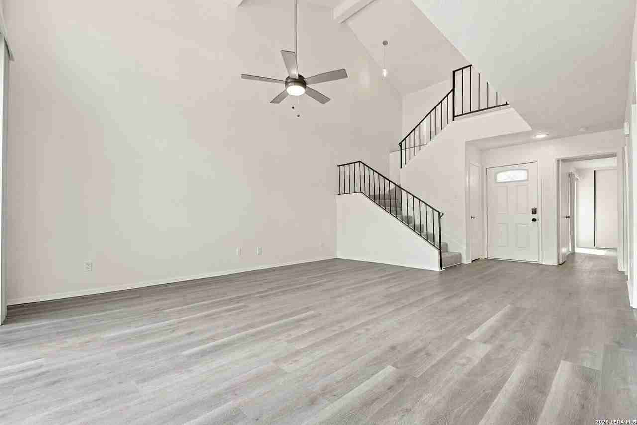 12010 Ashrock Ct - Photo 4 of 29