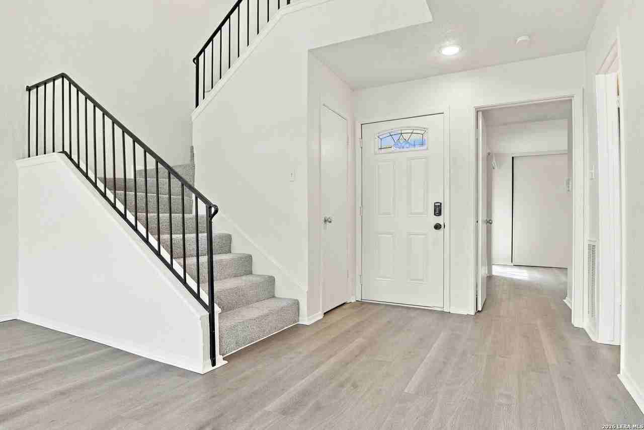 12010 Ashrock Ct - Photo 5 of 29