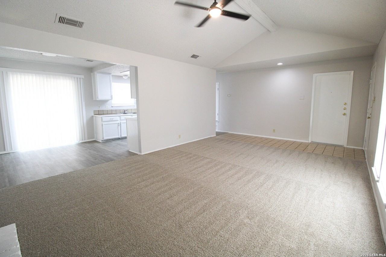 14323 Modesta Pl - Photo 4 of 28