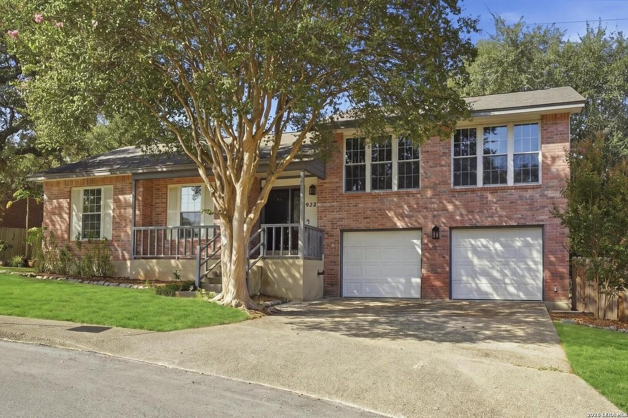 9223 Horse Heath - Photo 2 of 37