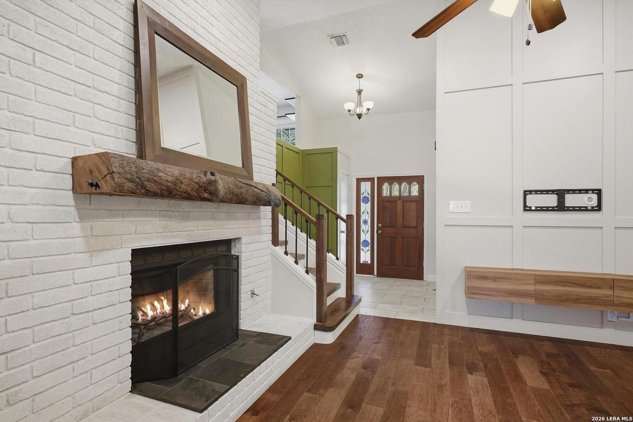 9223 Horse Heath - Photo 3 of 37