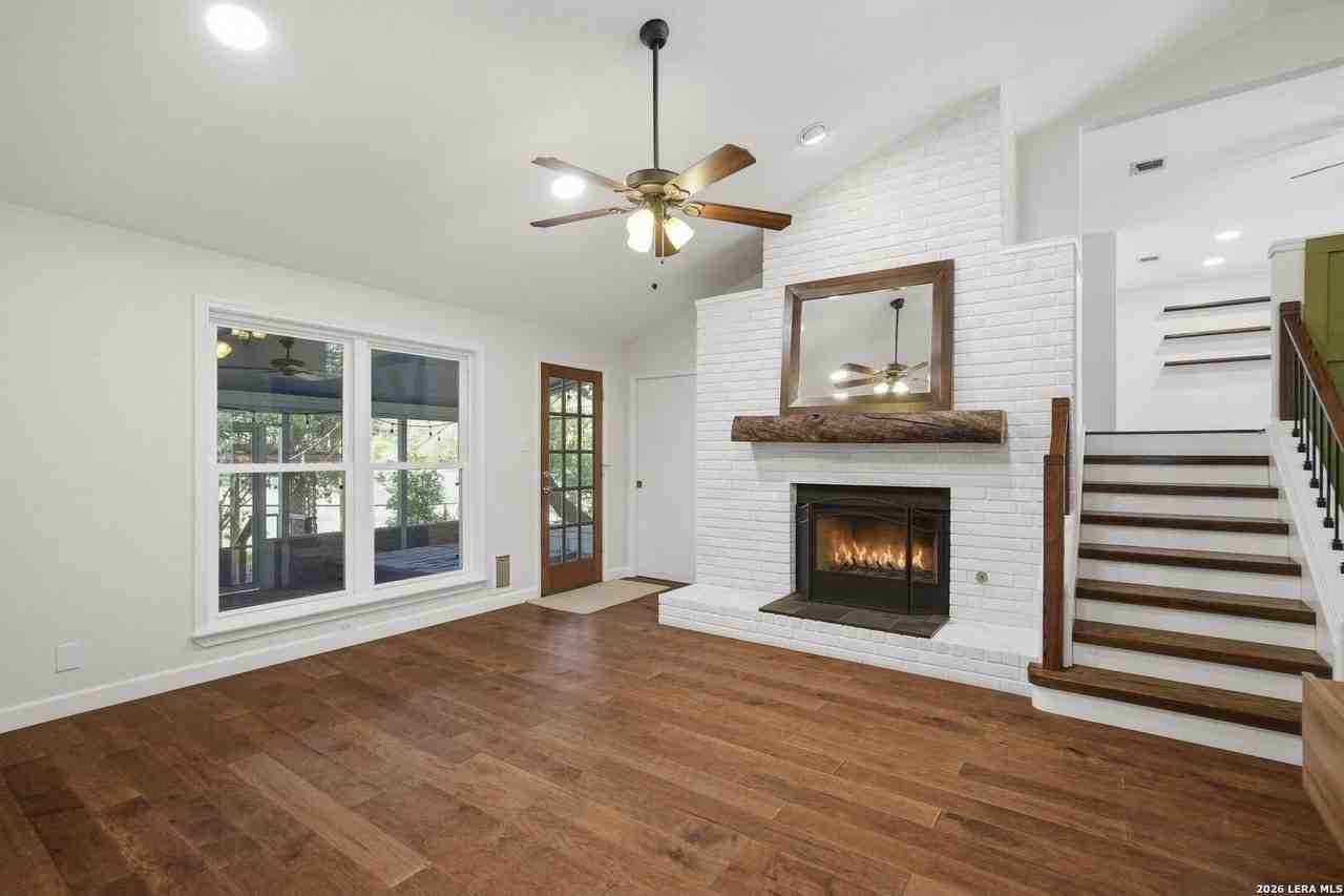 9223 Horse Heath - Photo 6 of 37