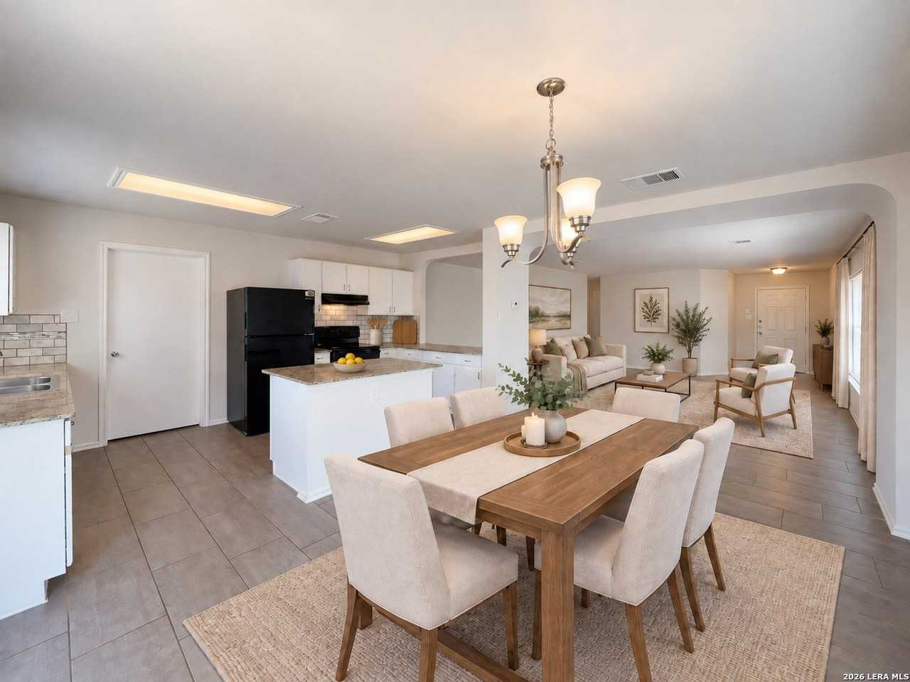 7910 Crystal Pt - Photo 4 of 50