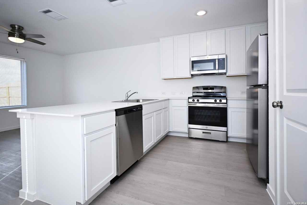 7639 Varo Gln - Photo 2 of 21