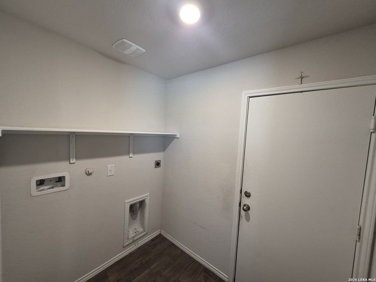 120 Middle Green Loop - Photo 2 of 29