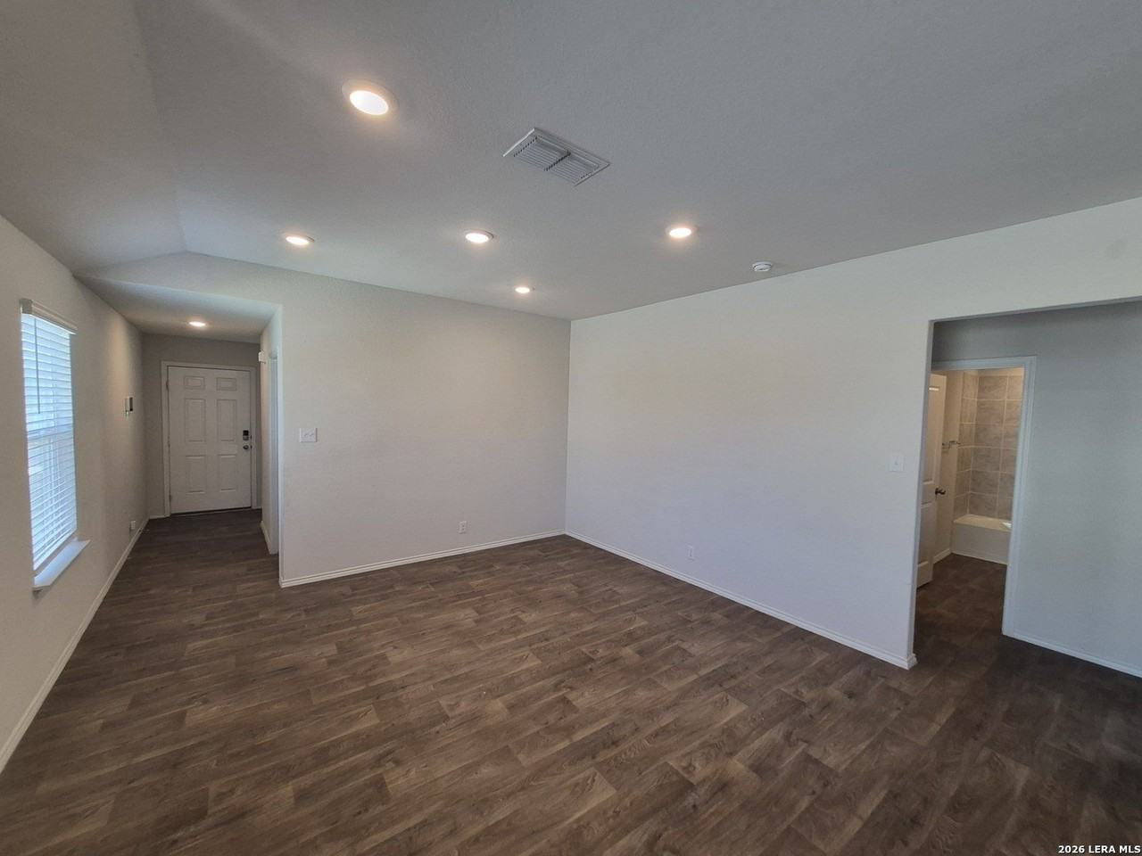 120 Middle Green Loop - Photo 5 of 29