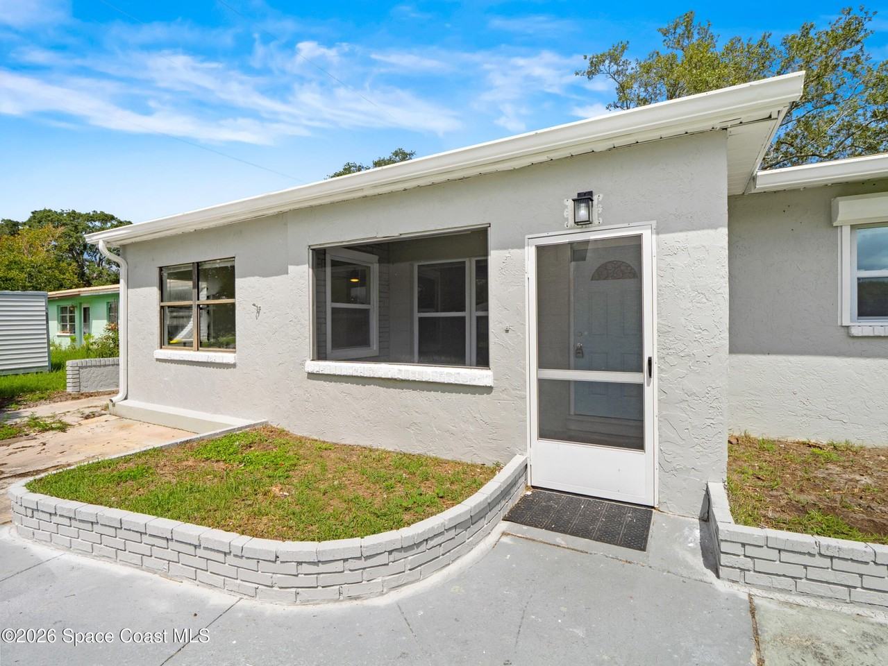 1382 Lakewood Dr - Photo 2 of 24