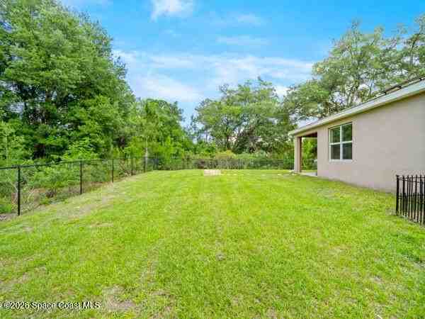 1261 Rainbow Rd Se - Photo 4 of 14