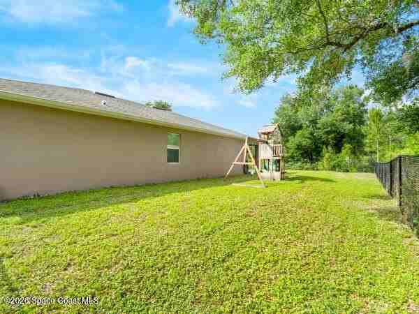 1261 Rainbow Rd Se - Photo 7 of 14