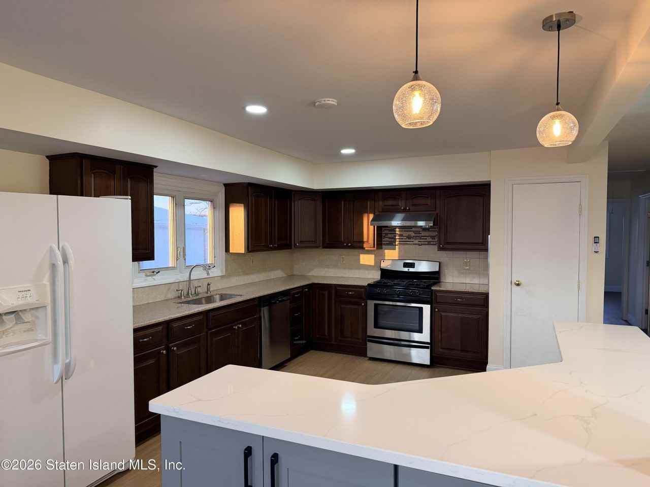 1601 Arden Ave #2FL - Photo 5 of 11