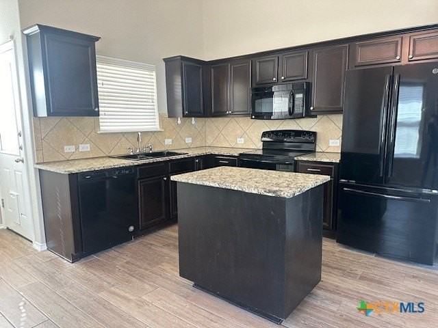 2420 Dimmitt Dr - Photo 3 of 15