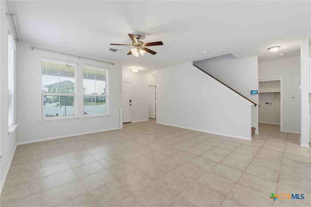 2044 Mallard Ct - Photo 5 of 24