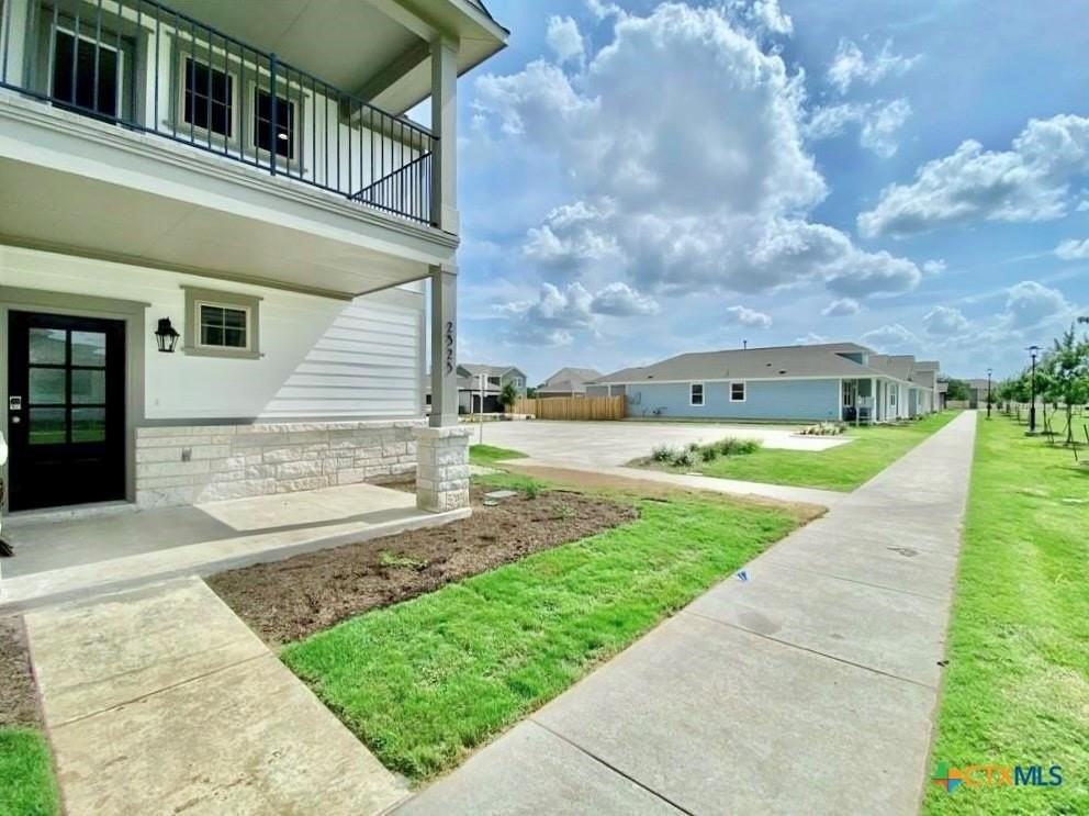 2525 Pecan Island Dr - Photo 2 of 40
