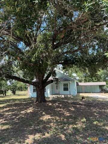 322 W Austin St - Photo 2 of 23
