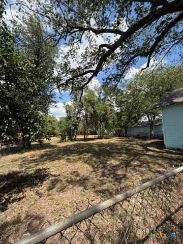 322 W Austin St - Photo 4 of 23