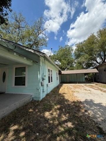 322 W Austin St - Photo 5 of 23