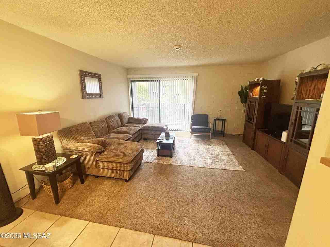 931 N Euclid Ave #122