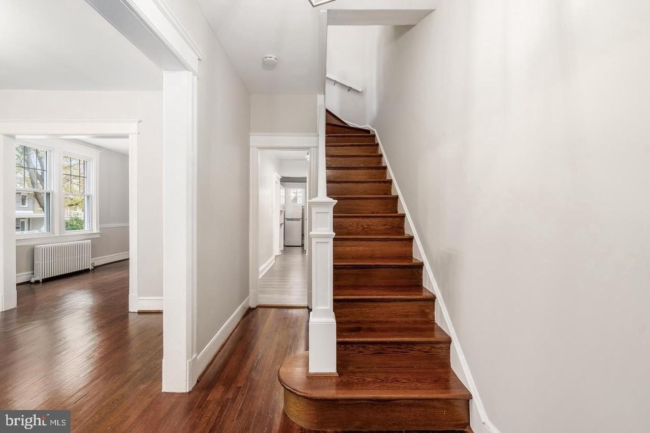 900 Madison St Nw #B - Photo 6 of 40