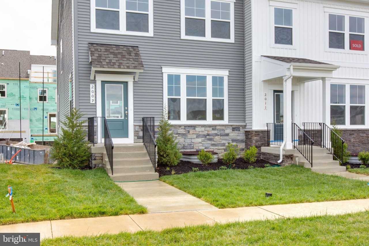 2009 Twisted Oak Pl - Photo 4 of 42