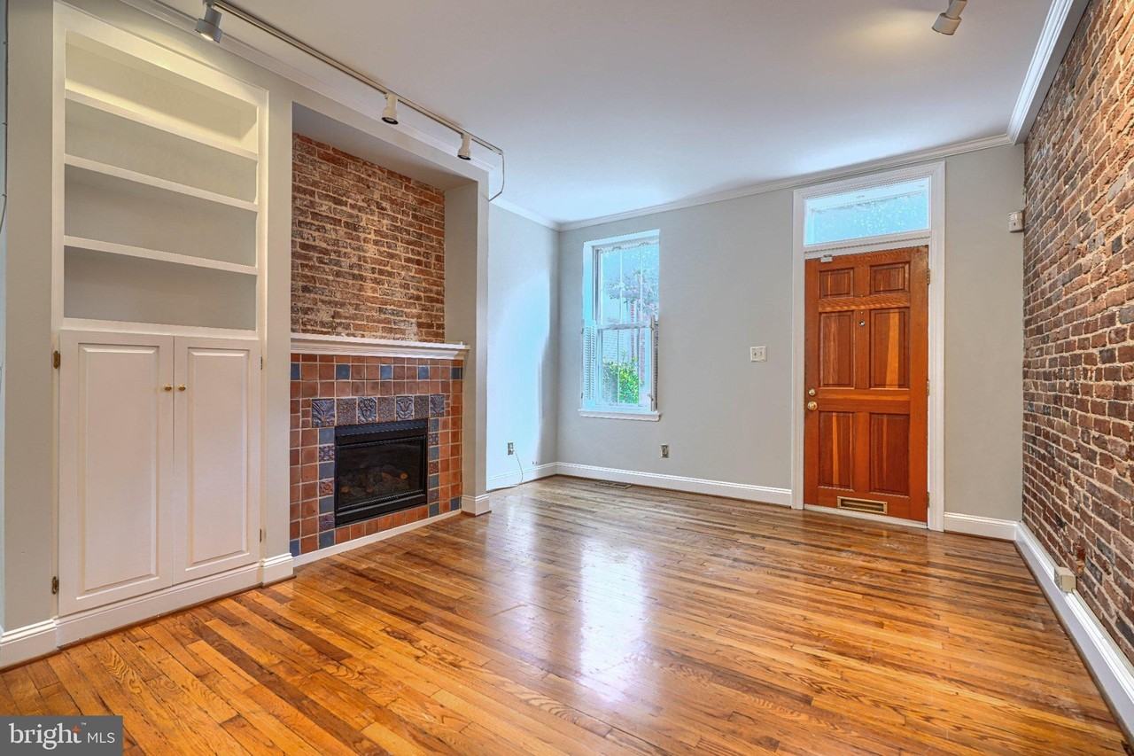136 E Gittings St - Photo 2 of 23