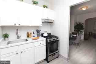 19 W Mulberry St #6B - Photo 1 of 1