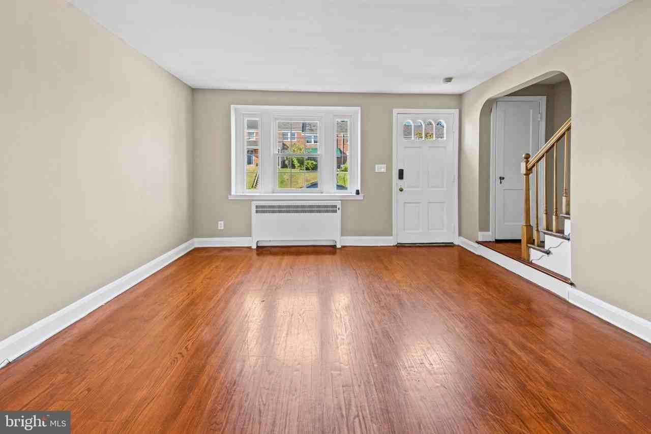205 Ridge Ave - Photo 2 of 26