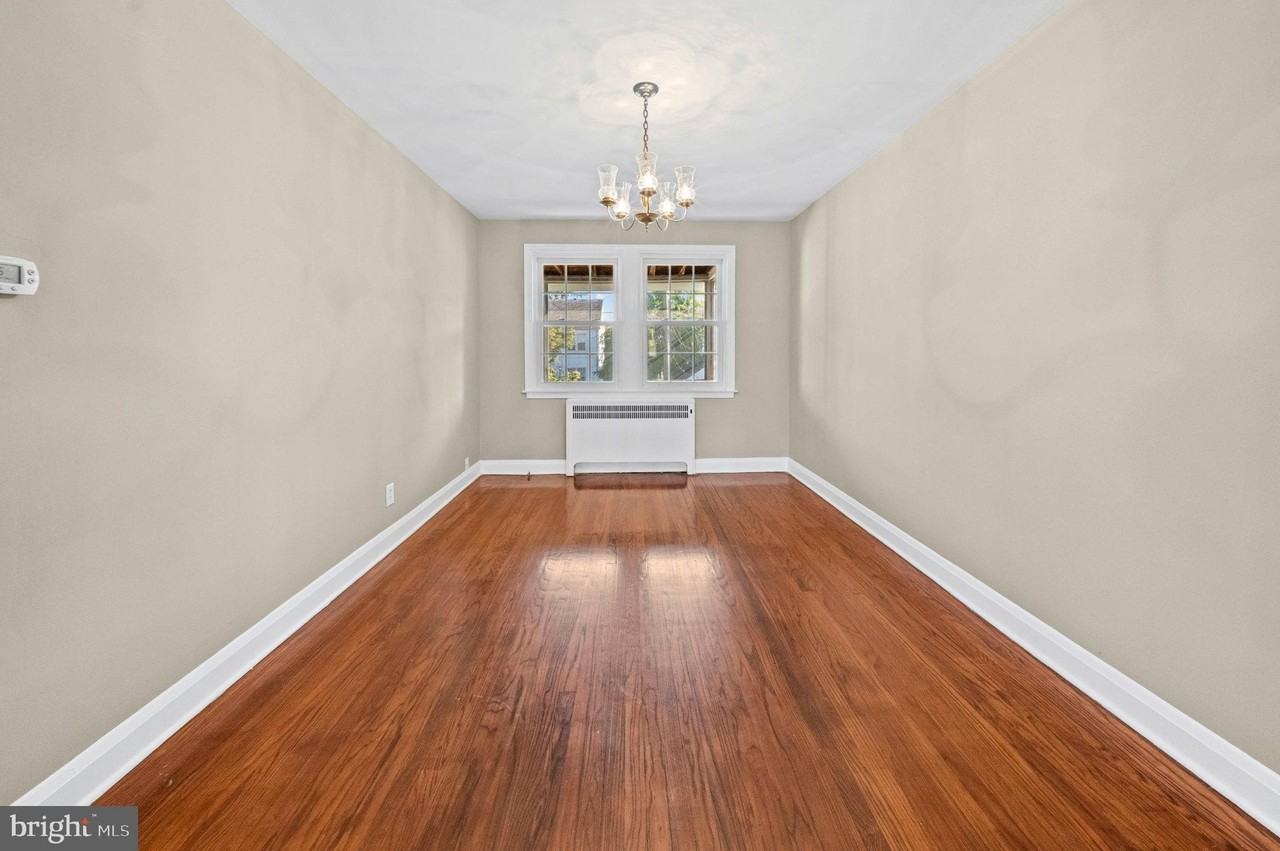205 Ridge Ave - Photo 4 of 26