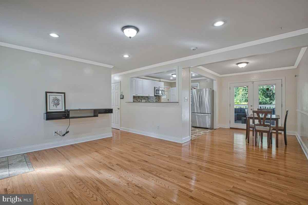 3716 Valley Hill Dr - Photo 6 of 37