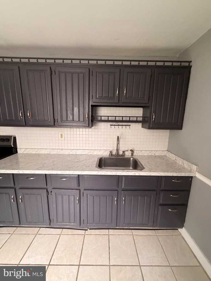 532 Susquehana Ave - Photo 7 of 16
