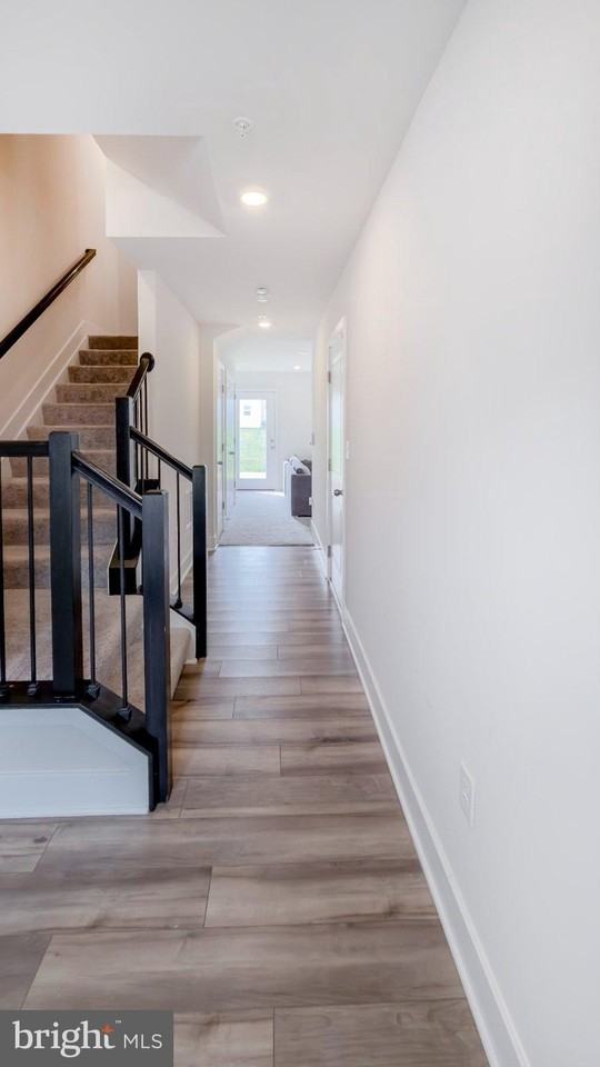11042 Corvin Pl - Photo 4 of 50