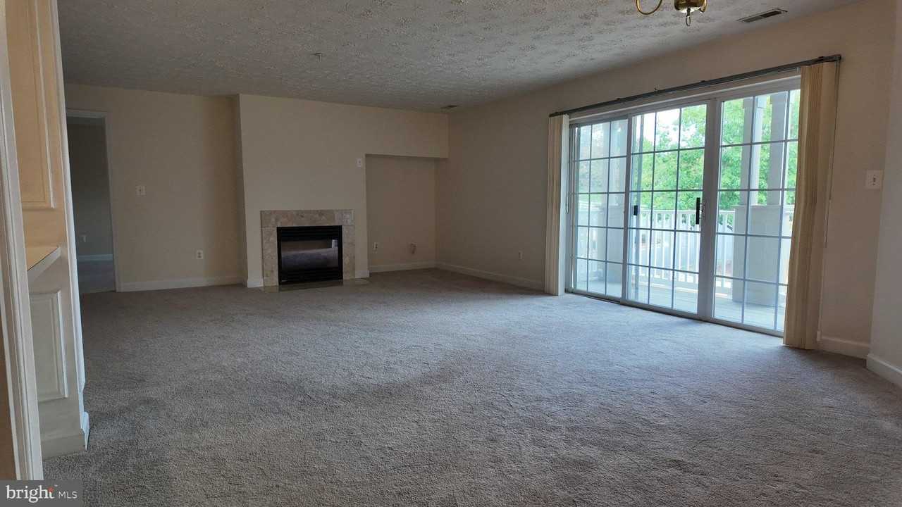6117 Springwater Pl #1734 - Photo 4 of 10