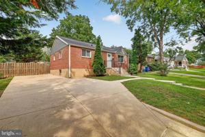 featured image of 11102 Bucknell Dr