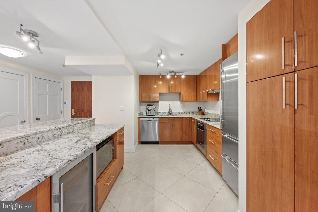 5610 Wisconsin Ave #109 - Photo 4 of 32