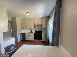 featured image of 10075 Maple Leaf Dr