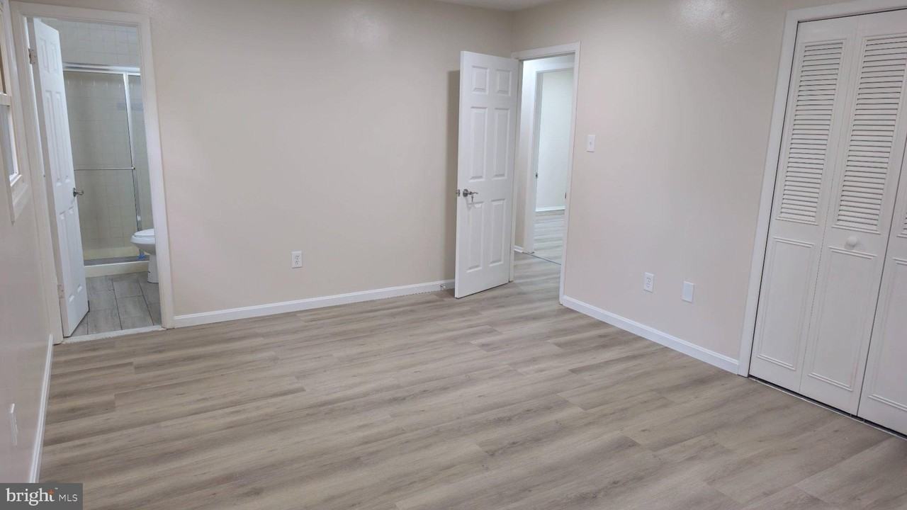 12304 Melling Ln - Photo 5 of 43