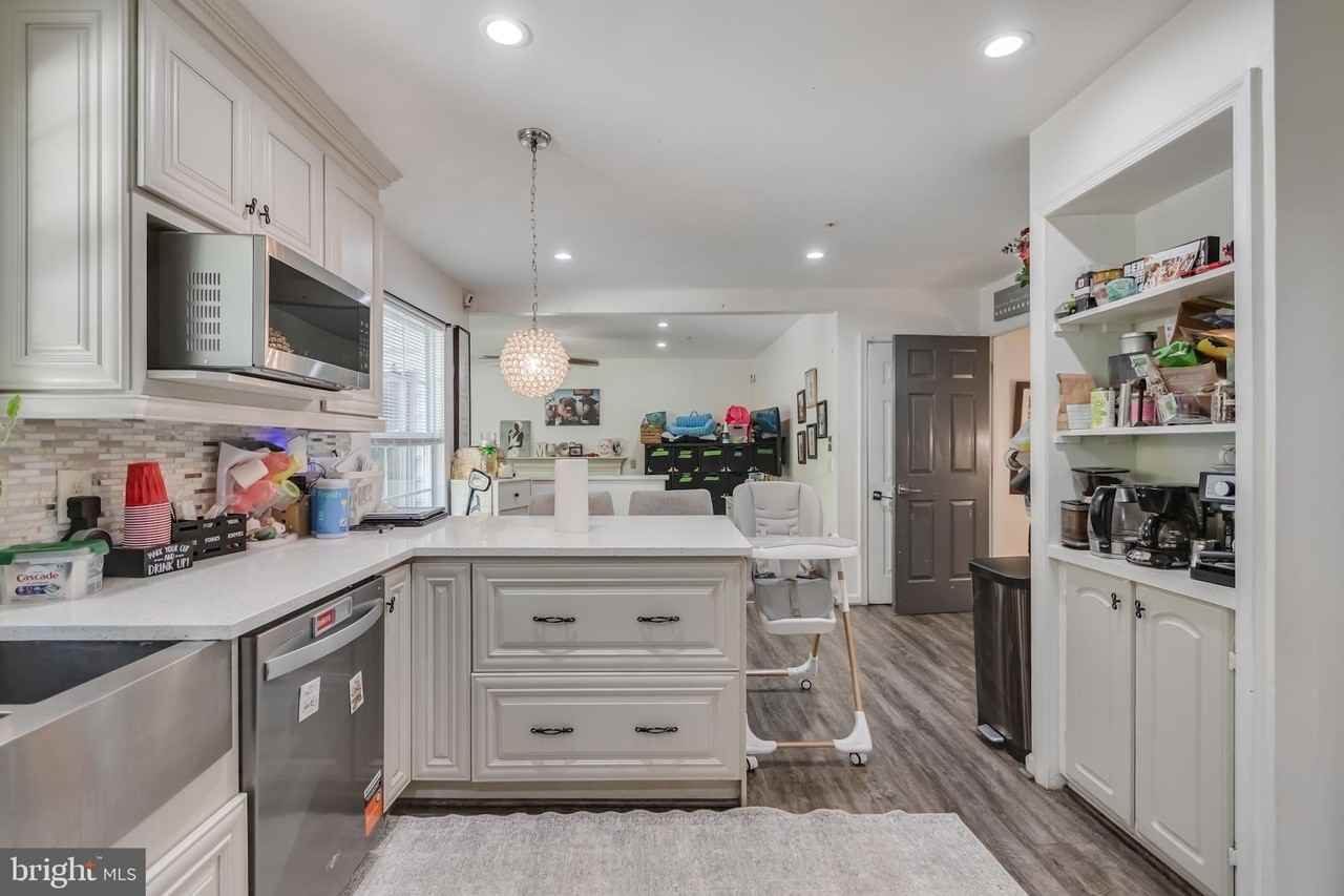 3107 La Dova Way - Photo 3 of 31